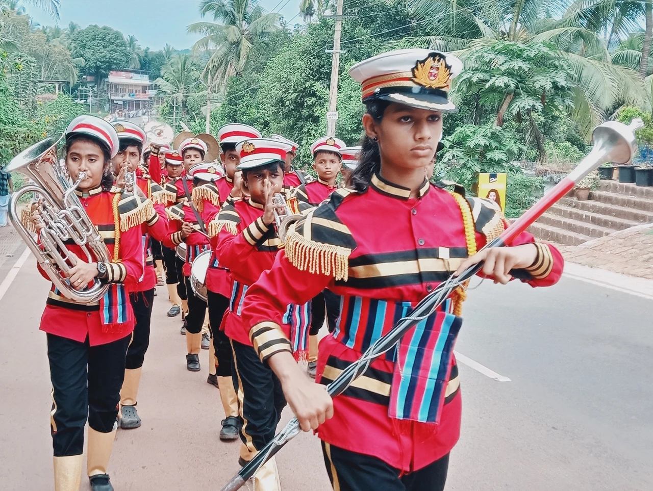 Sangeo Central School Paduppu activities band set
